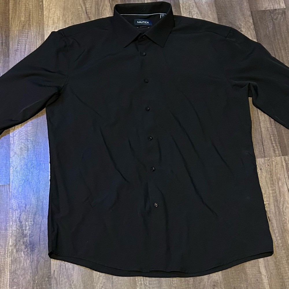 Nautica Men's Classic Black Dress Shirt